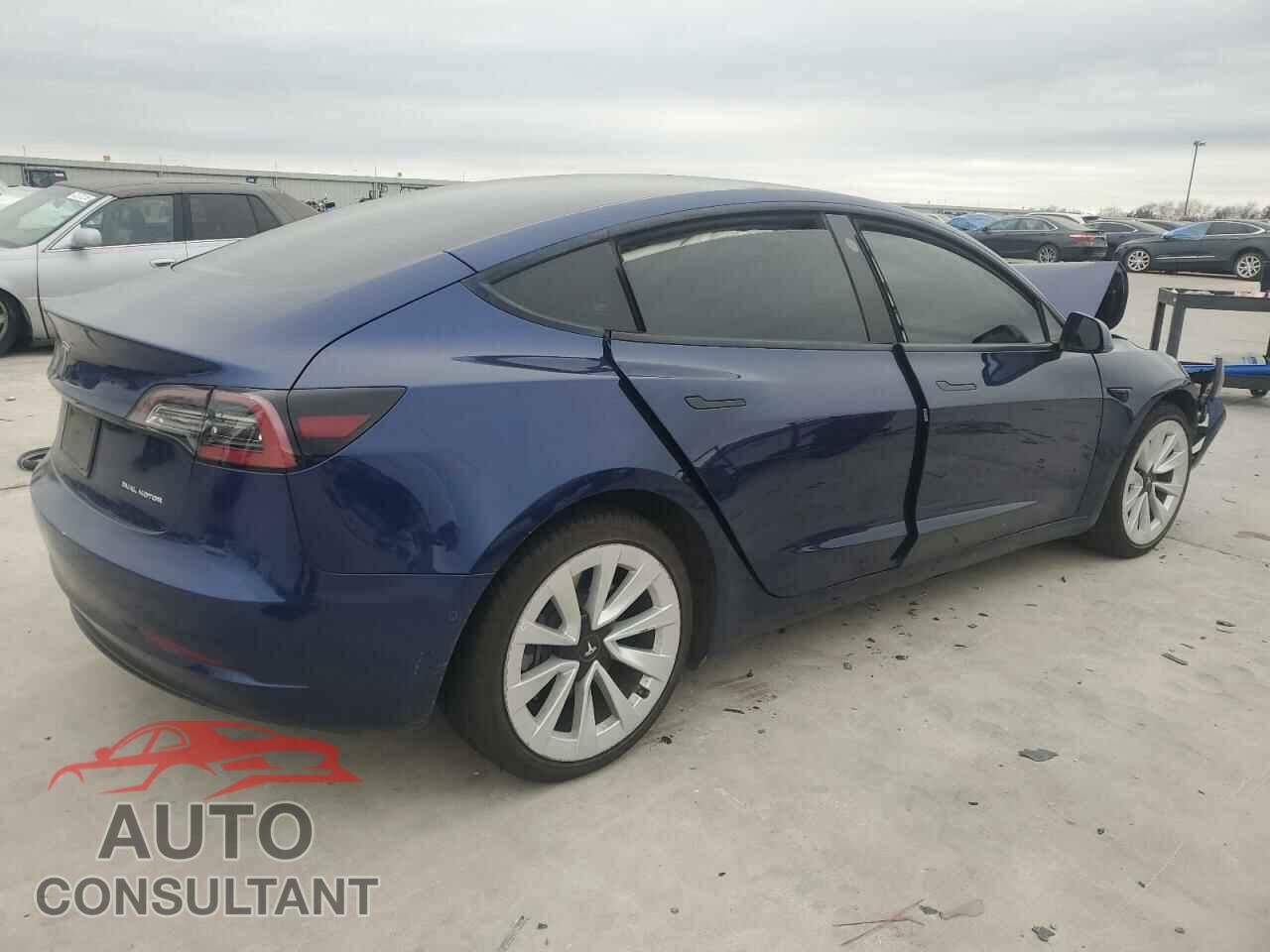TESLA MODEL 3 2022 - 5YJ3E1EB7NF186112