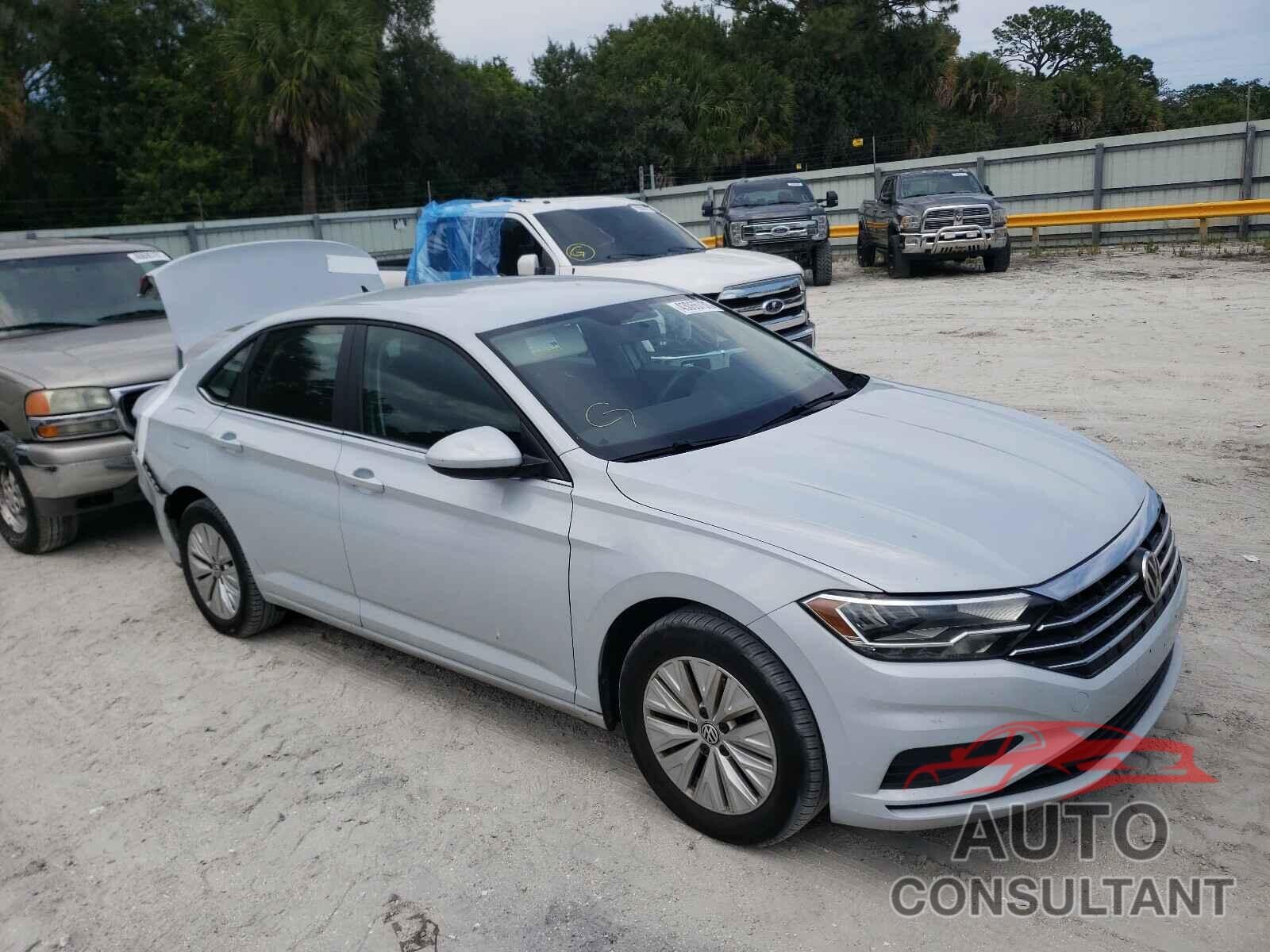 VOLKSWAGEN JETTA 2019 - 3VWC57BU1KM075407