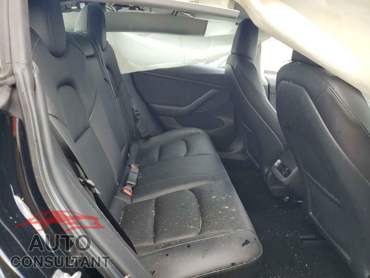 TESLA MODEL 3 2022 - 5YJ3E1EBXNF129788
