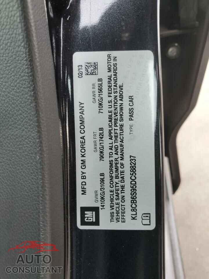 CHEVROLET SPARK 2013 - KL8CB6S95DC588237