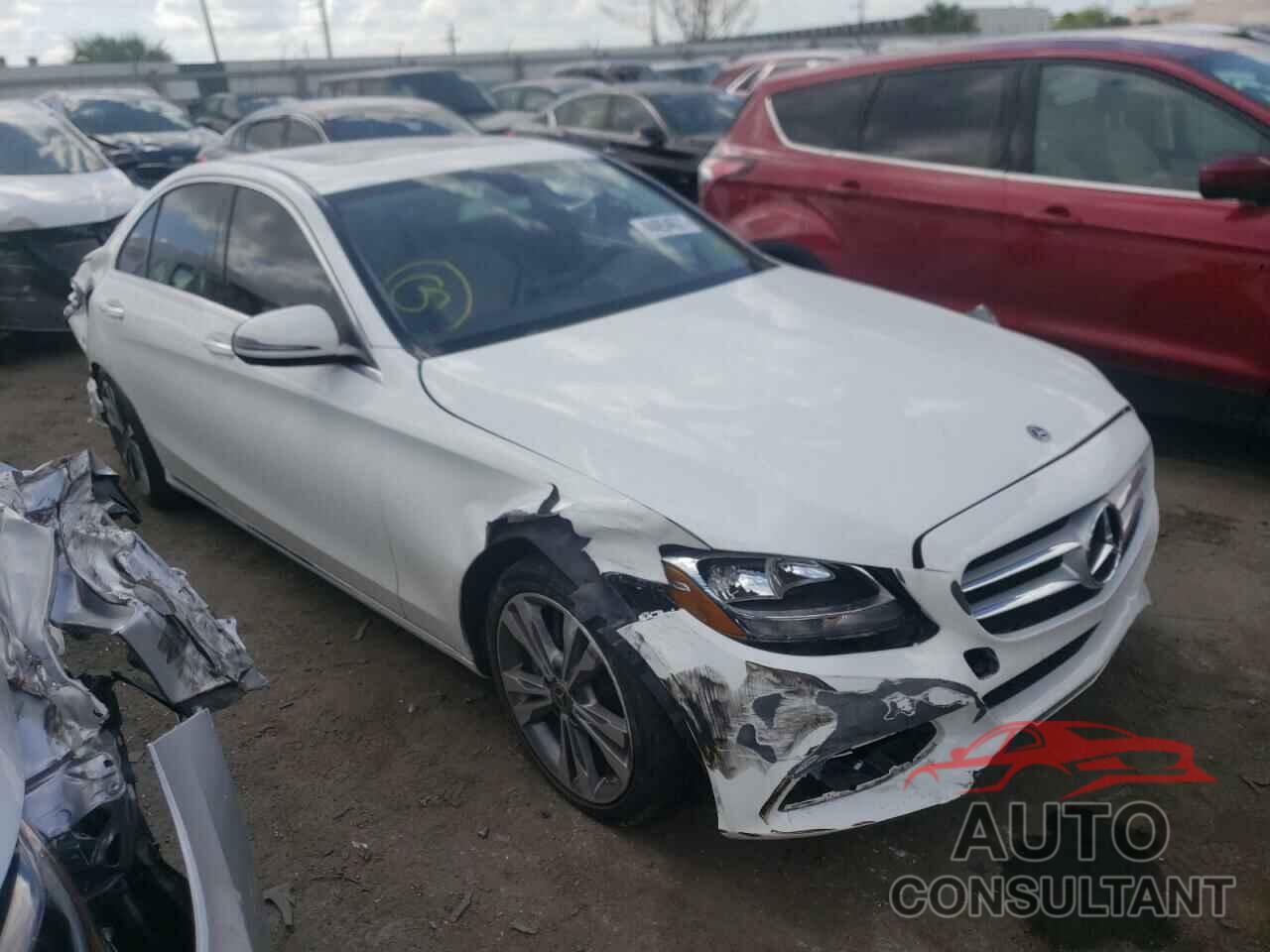 MERCEDES-BENZ C CLASS 2018 - 55SWF4JB8JU235540