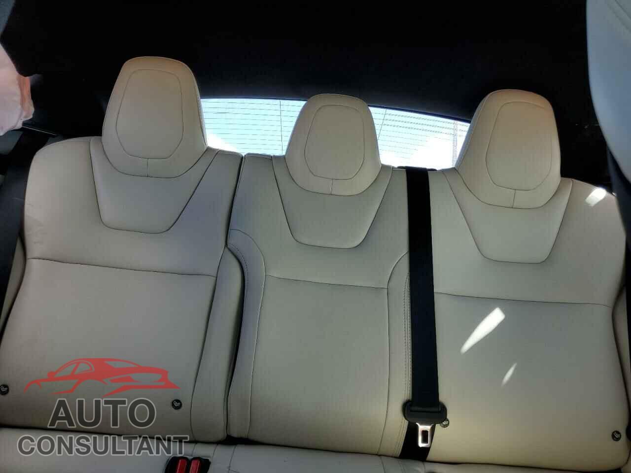 TESLA MODEL S 2021 - 5YJSA1E20MF421679