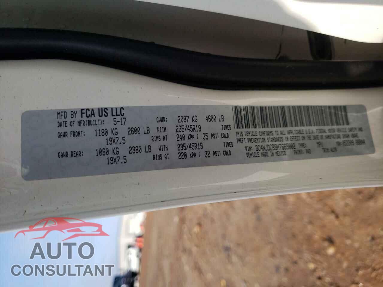 JEEP COMPASS 2017 - 3C4NJDCB9HT665002