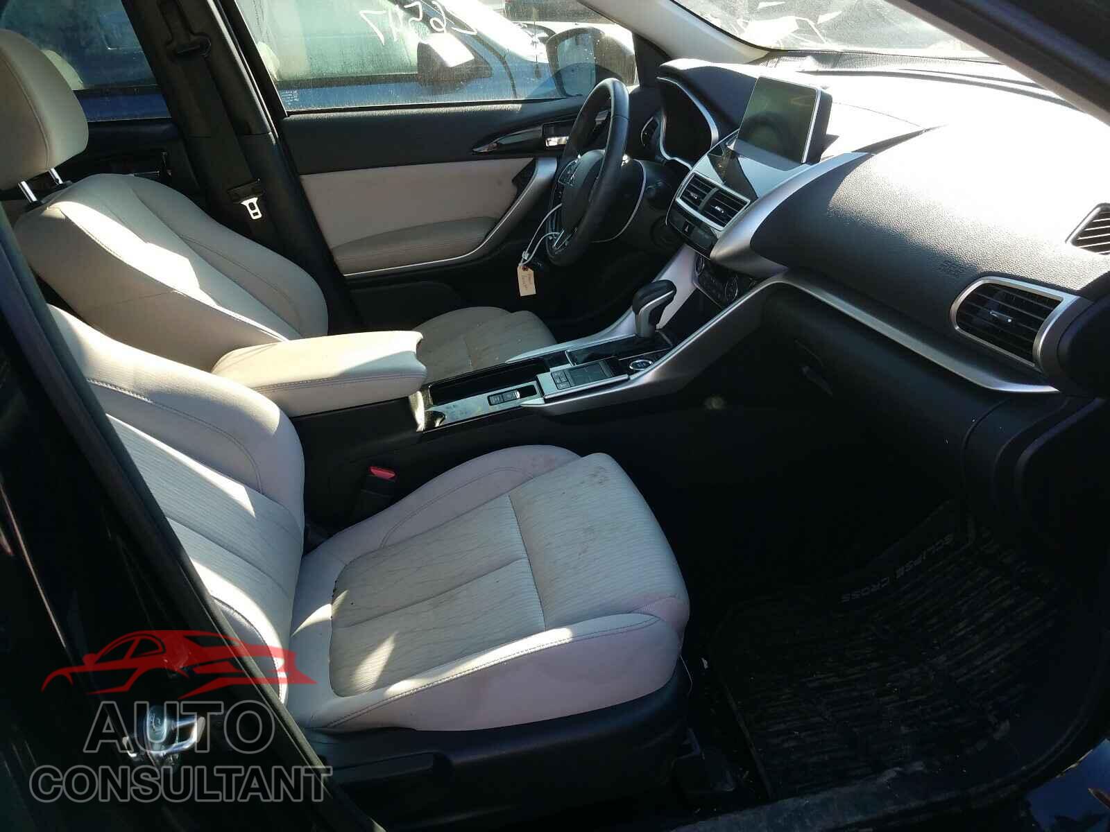 MITSUBISHI ECLIPSE 2018 - JA4AT5AAXJZ046913