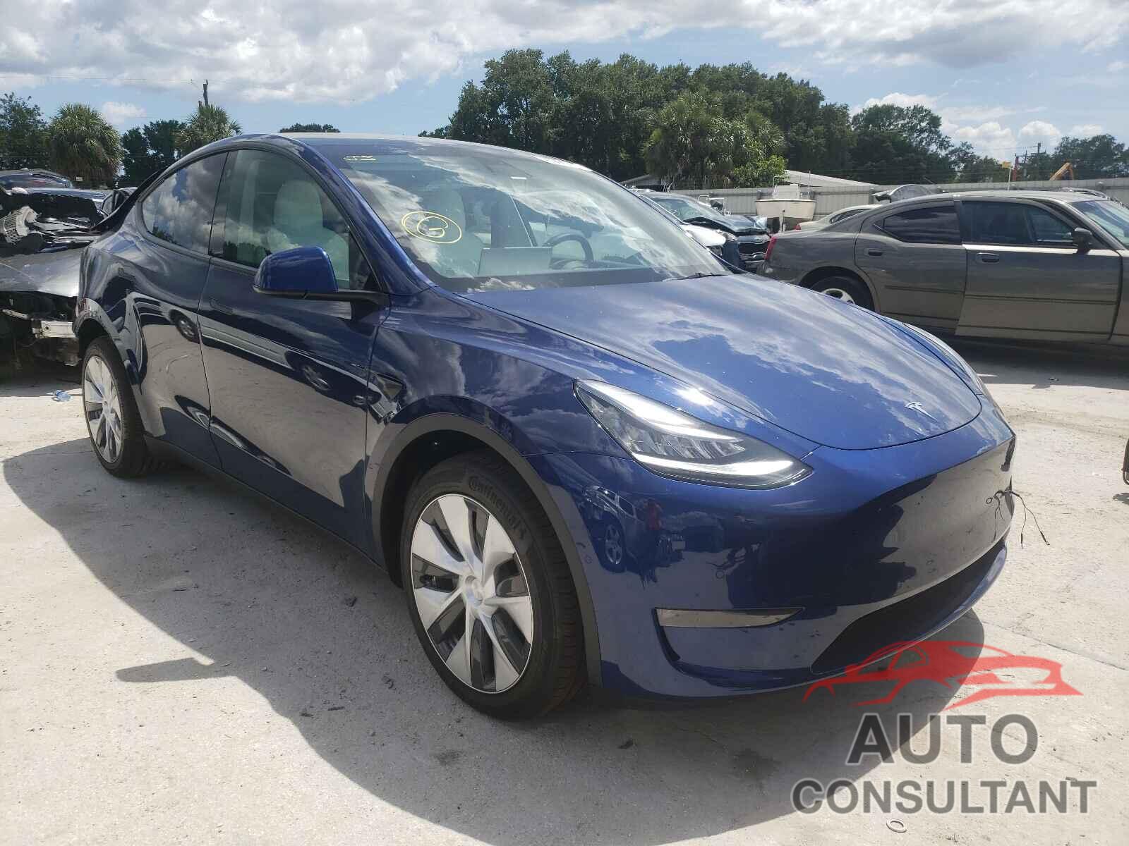 TESLA MODEL Y 2021 - 5YJYGDEE2MF118455