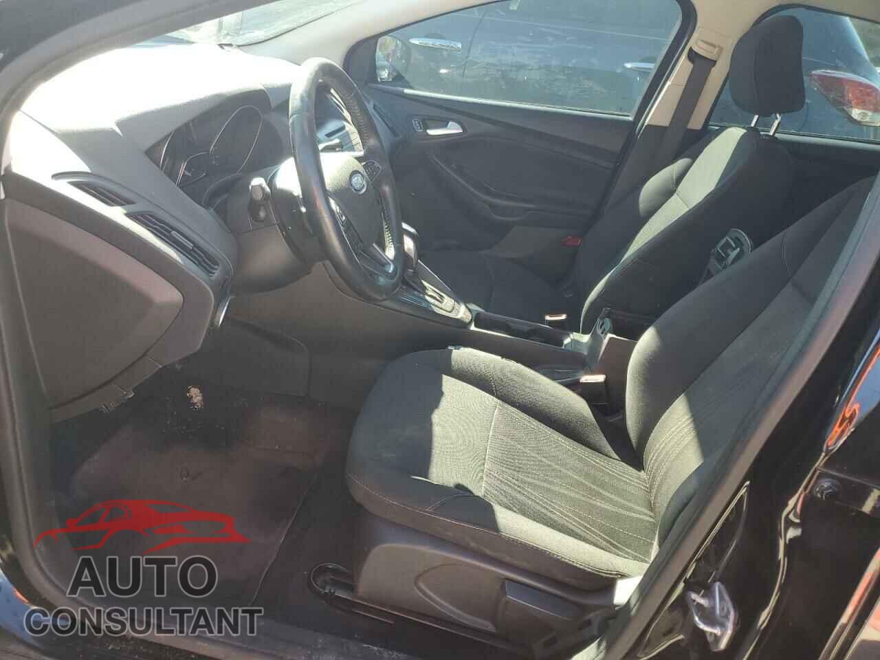FORD FOCUS 2016 - 1FADP3F24GL267065