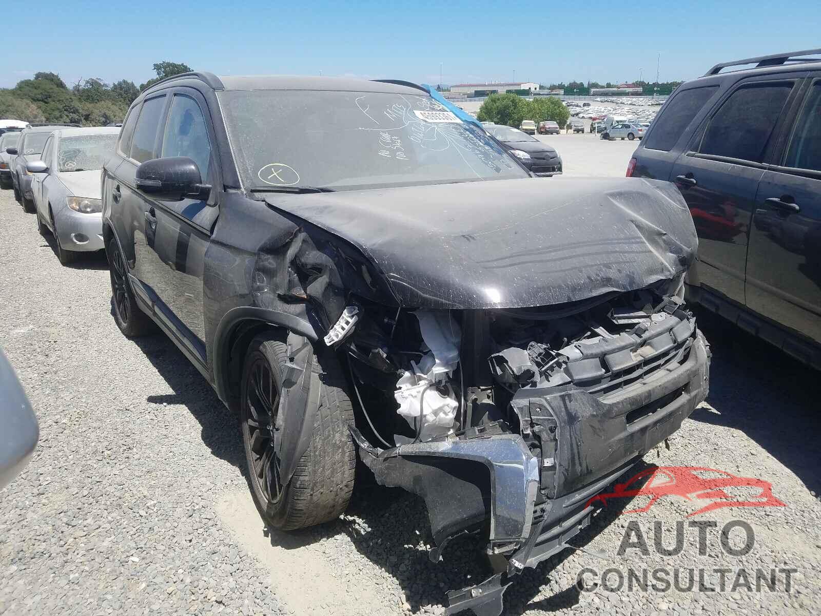 MITSUBISHI OUTLANDER 2018 - JA4AD3A35JZ050967