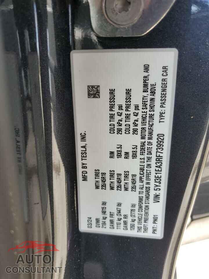TESLA MODEL 3 2024 - 5YJ3E1EA3RF739920