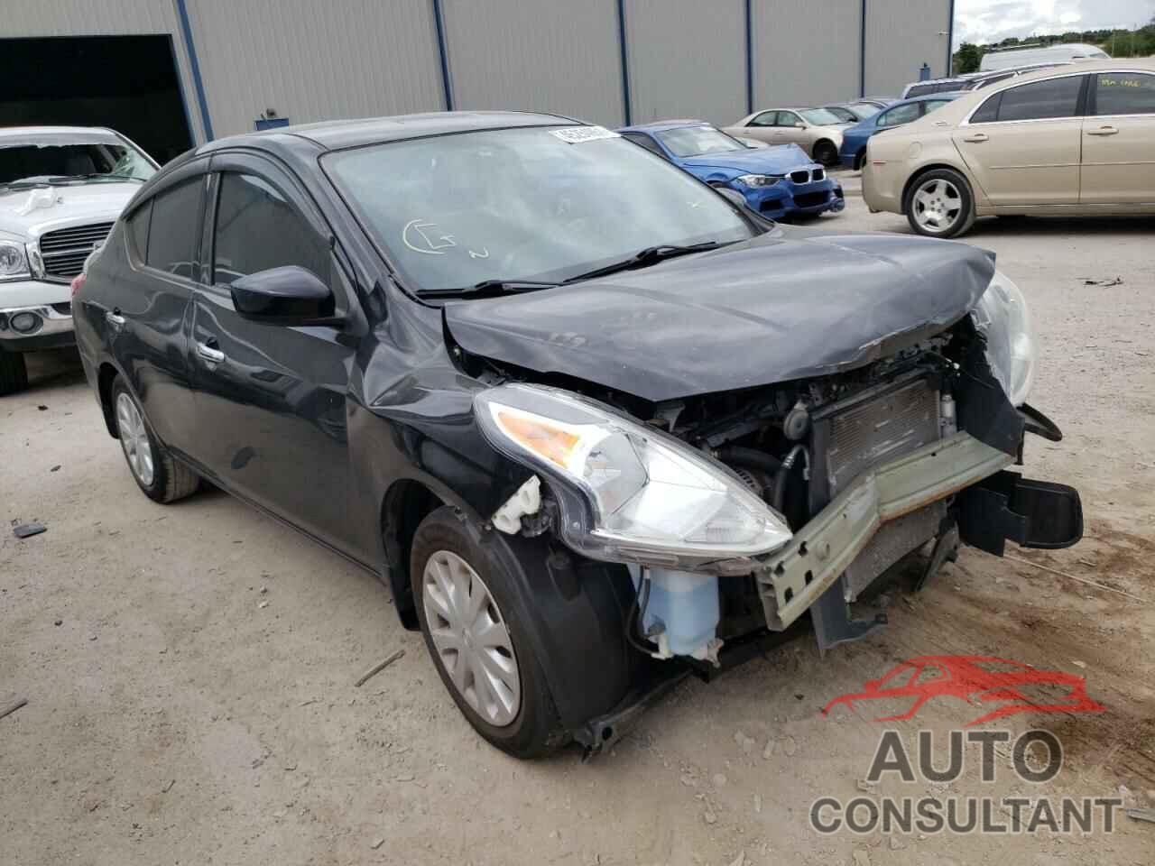 NISSAN VERSA 2017 - 3N1CN7AP3HL859720