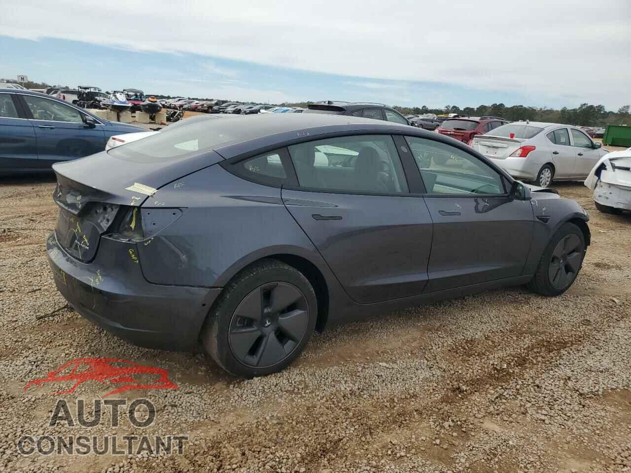 TESLA MODEL 3 2021 - 5YJ3E1EB2MF902557