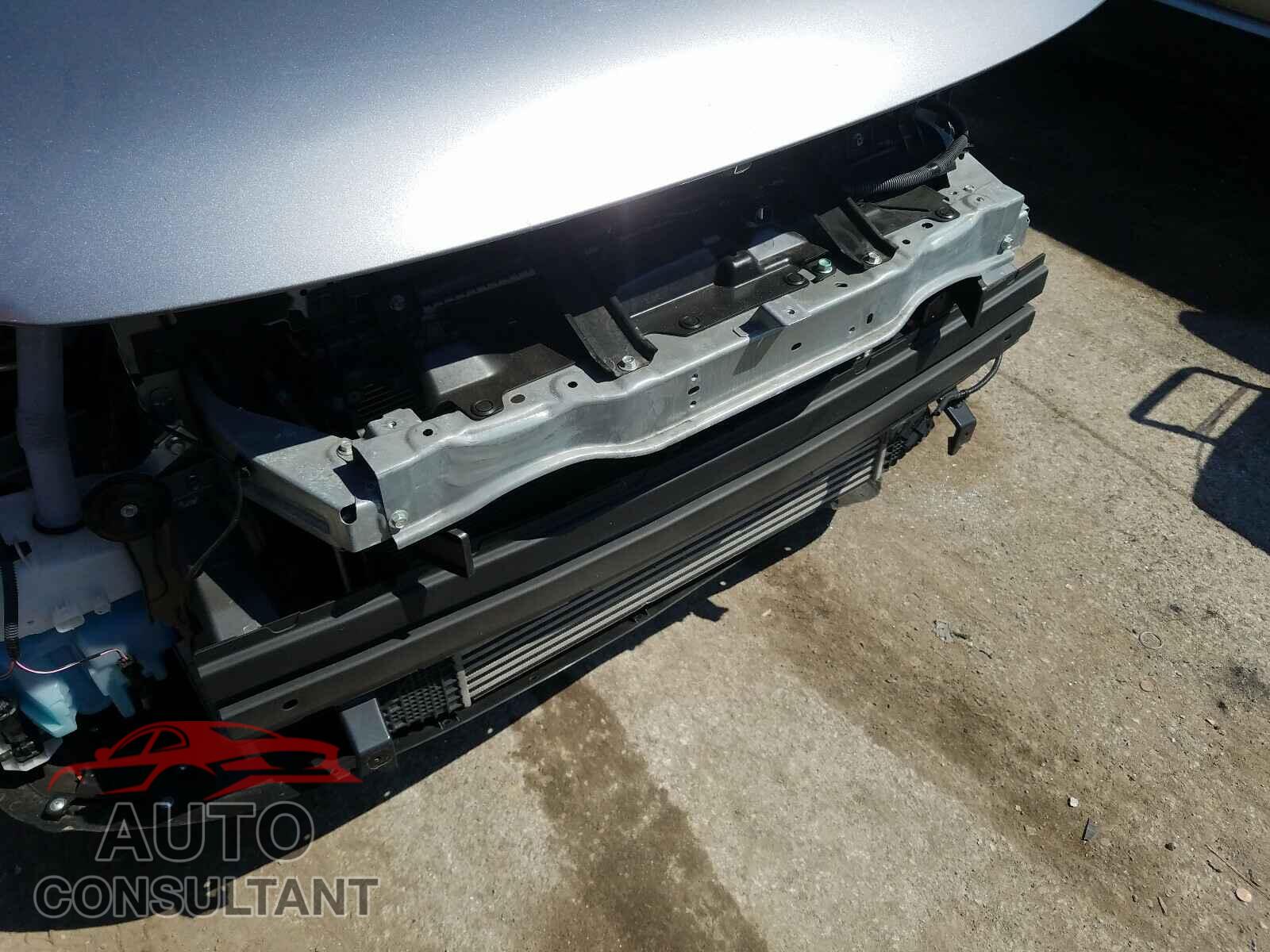 MITSUBISHI ECLIPSE 2019 - JA4AT4AA0KZ011096