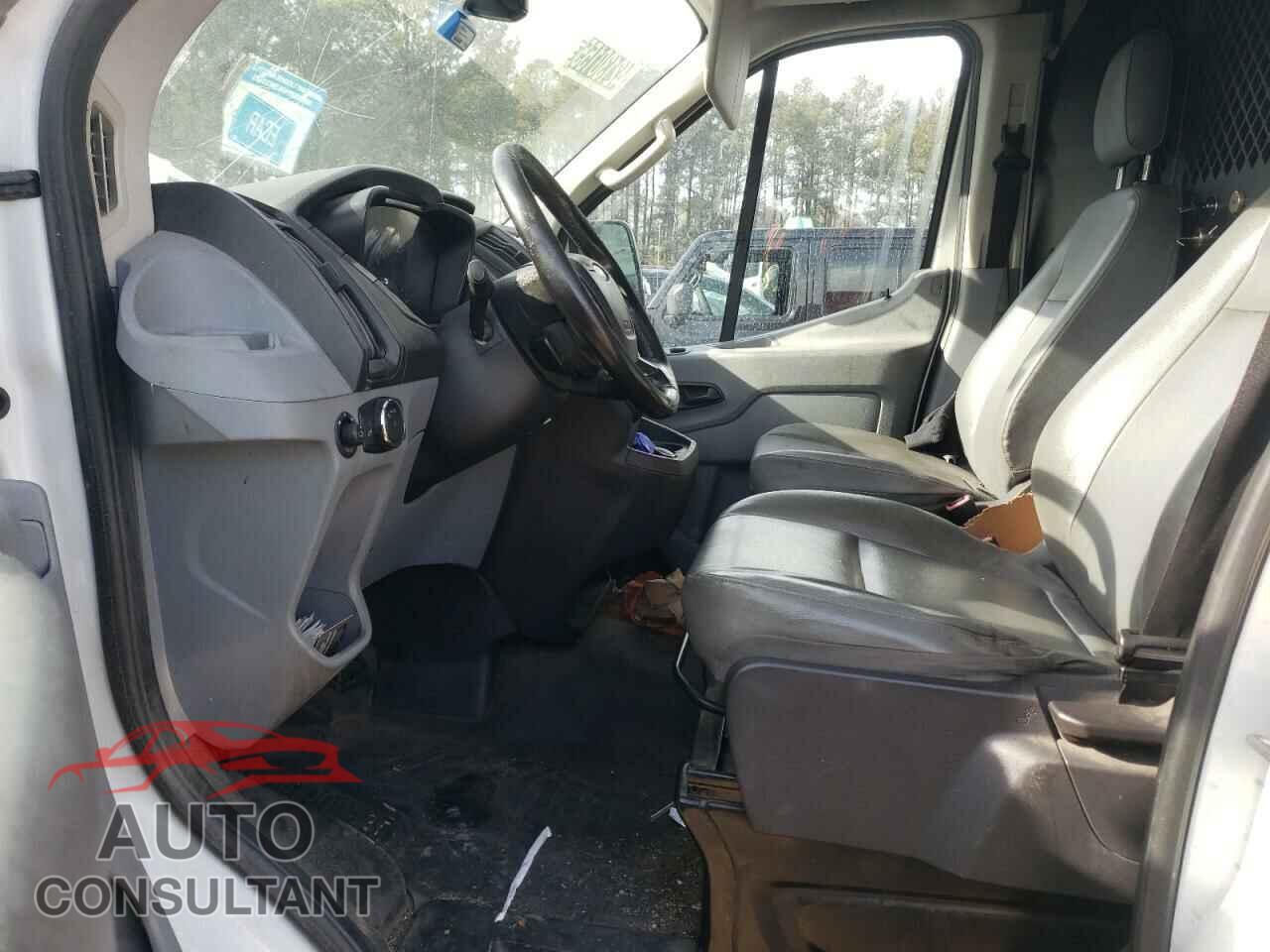 FORD TRANSIT 2017 - 1FTYR2CM9HKB03159