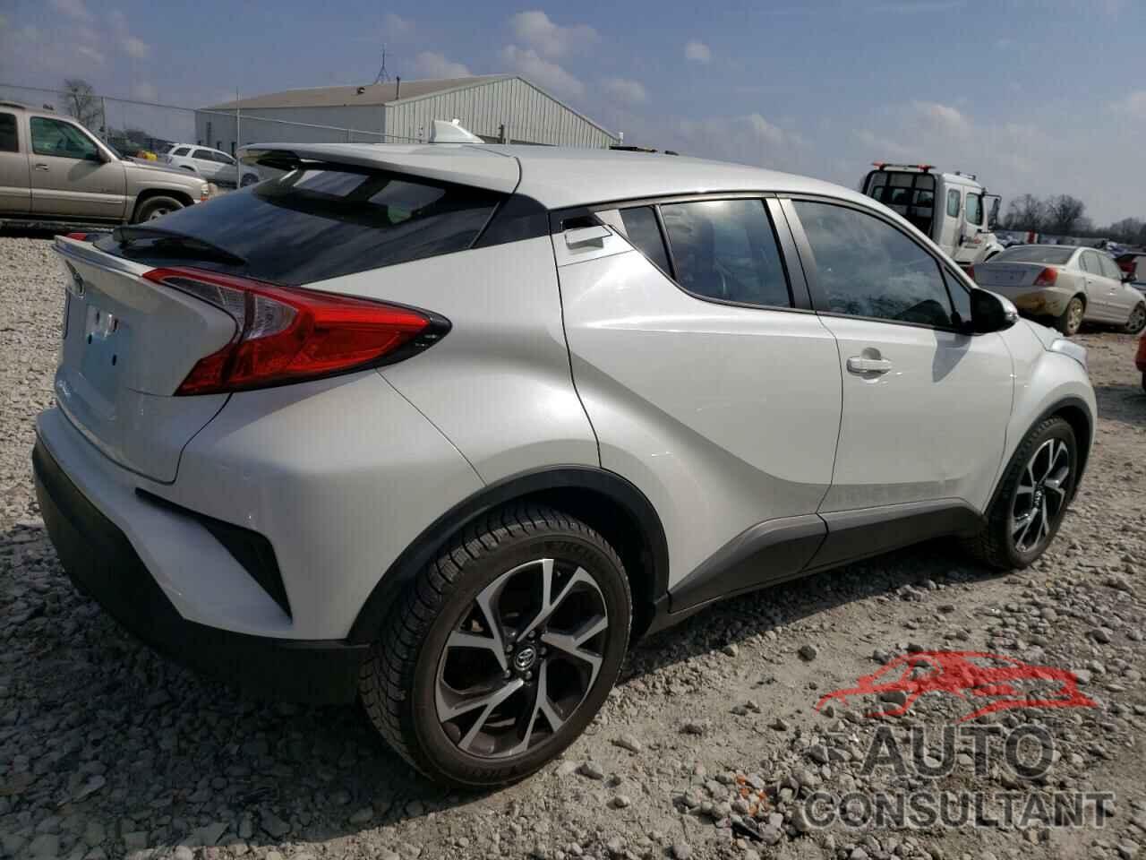 TOYOTA C-HR 2018 - NMTKHMBX7JR021265