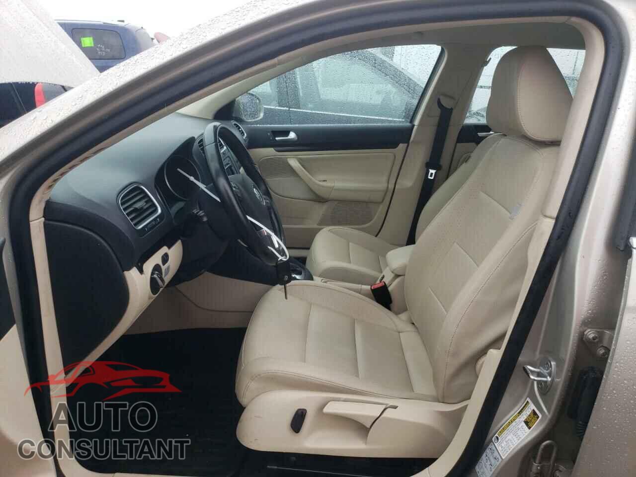 VOLKSWAGEN JETTA 2014 - 3VWPL7AJ8EM622966