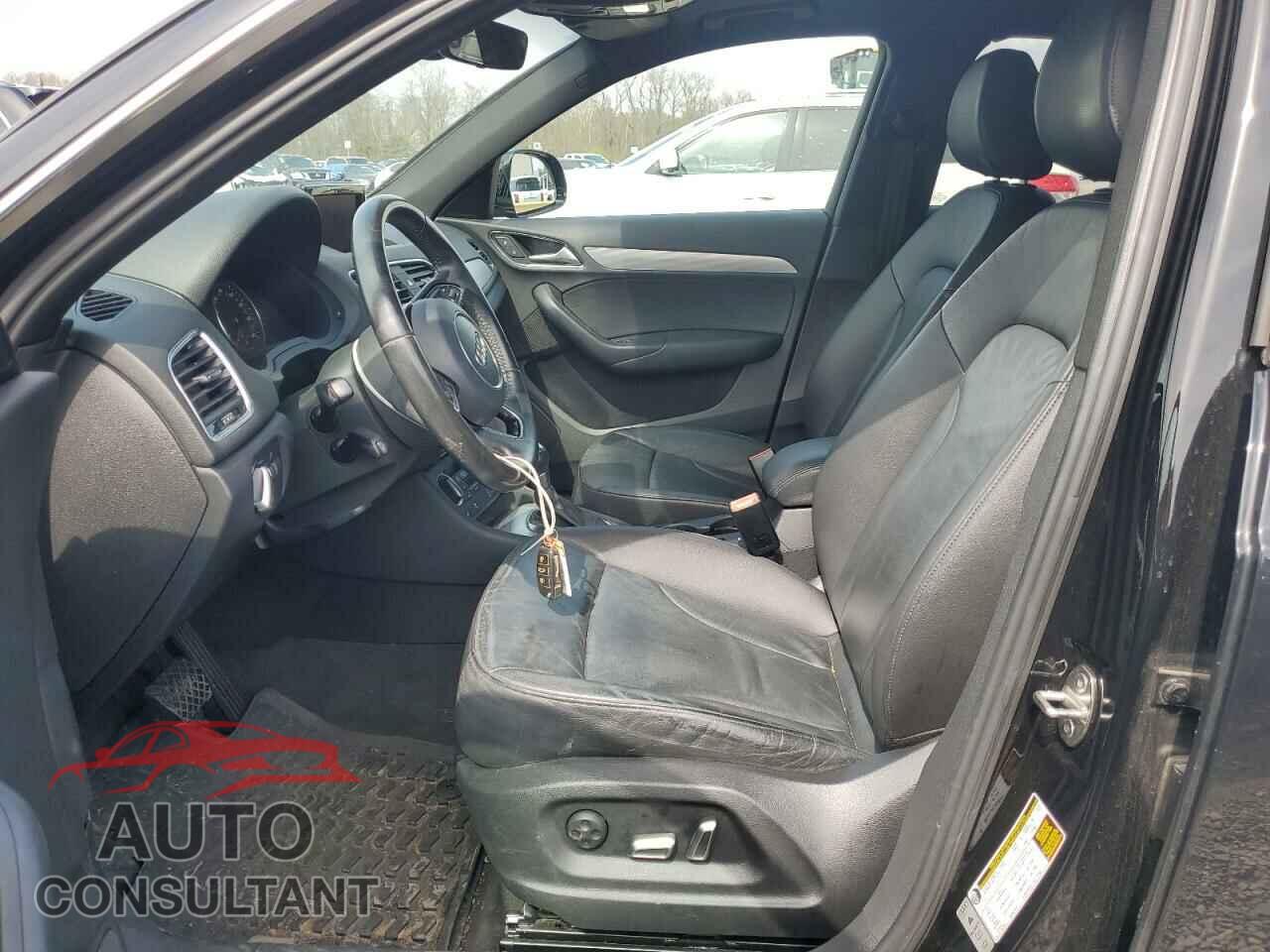 AUDI Q3 2016 - WA1EFCFS3GR006566