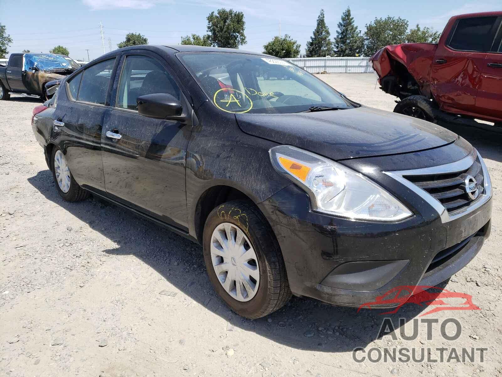 NISSAN VERSA 2018 - 3N1CN7AP1JL856059