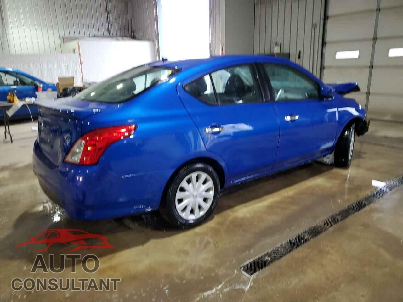 NISSAN VERSA 2017 - 3N1CN7AP3HL841458