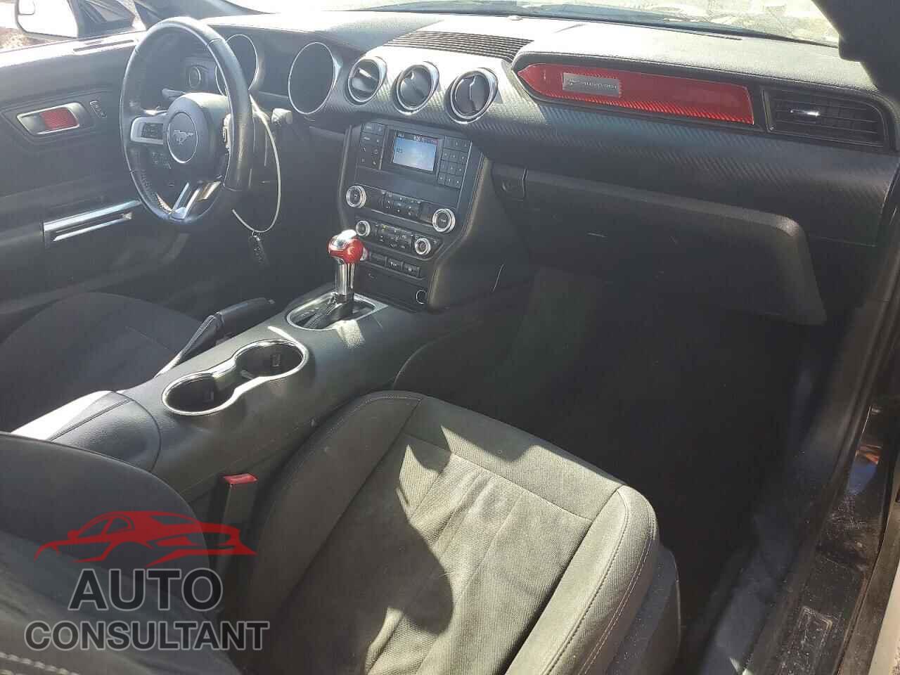 FORD MUSTANG 2019 - 1FA6P8TH3K5122319