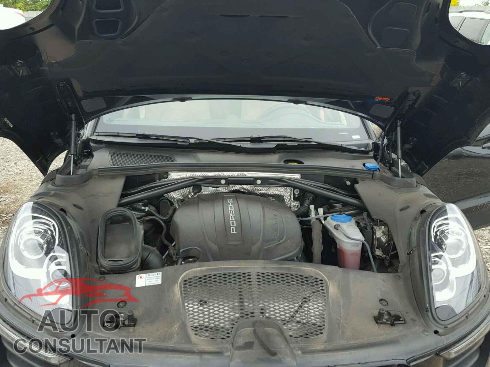 PORSCHE MACAN 2017 - WP1AA2A59HLB01327