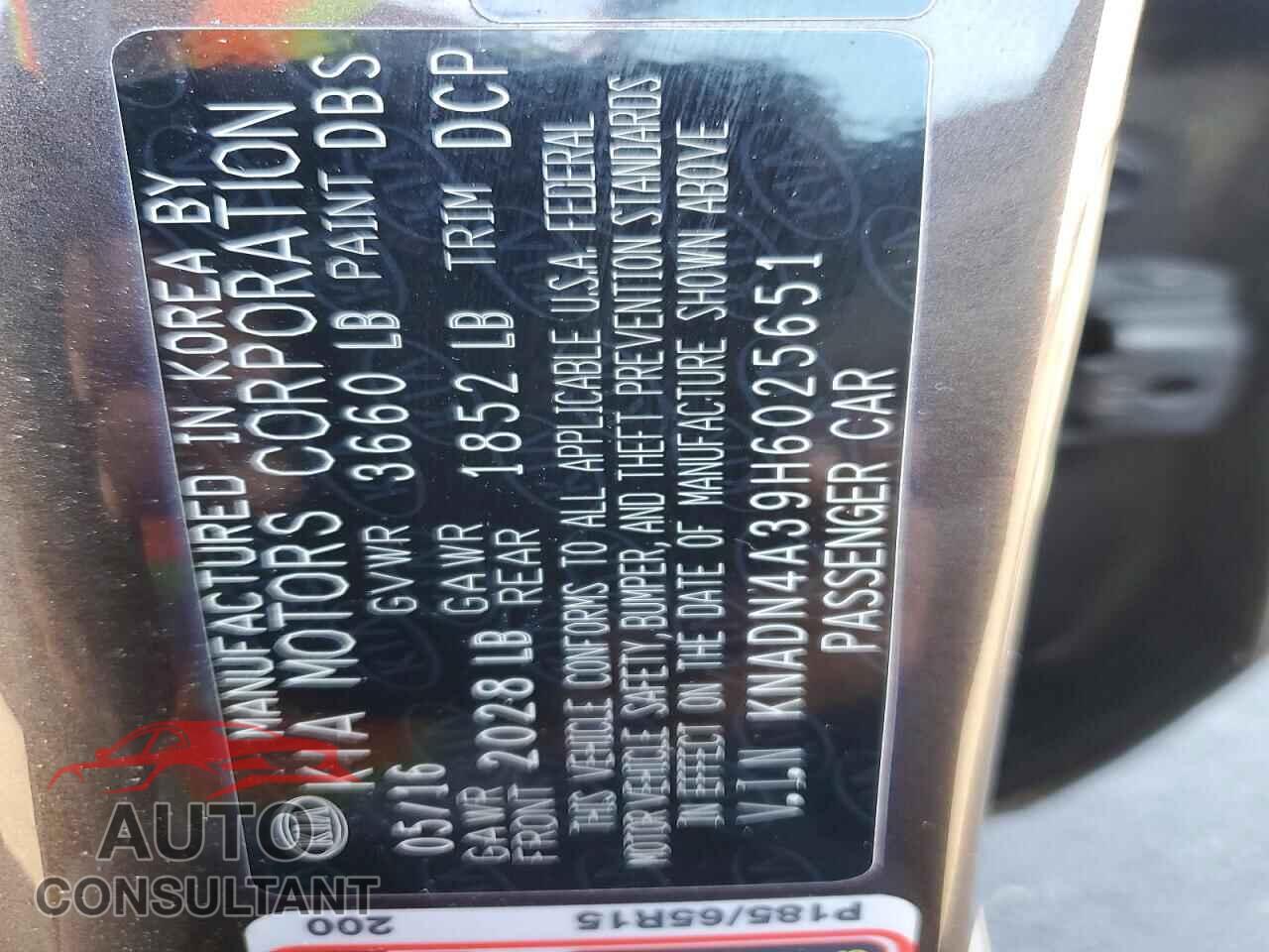KIA RIO 2017 - KNADN4A39H6025651