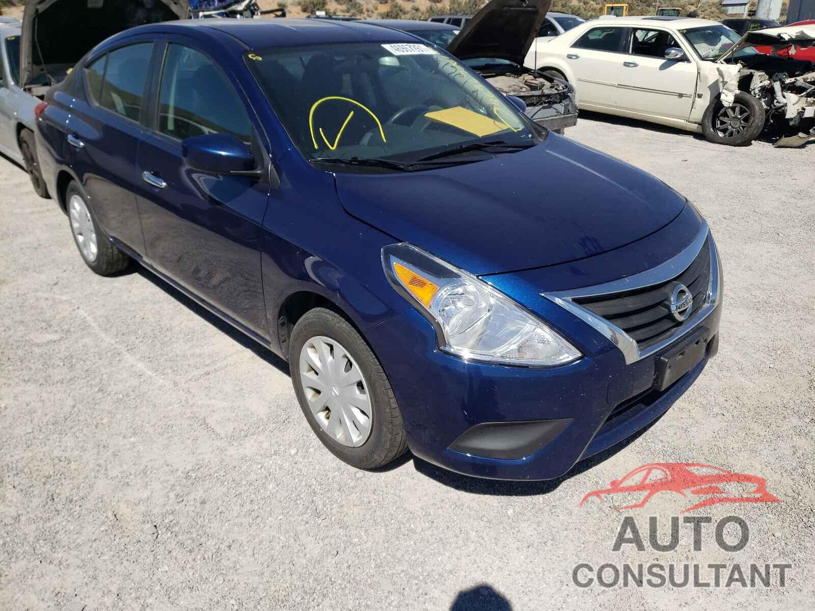 NISSAN VERSA 2018 - 3N1CN7AP1JL886355