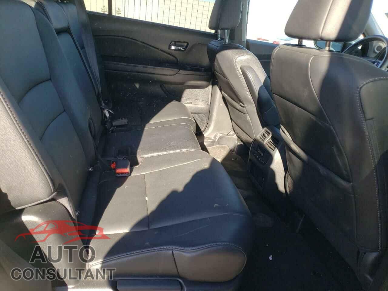 HONDA PILOT 2021 - 5FNYF6H29MB012567