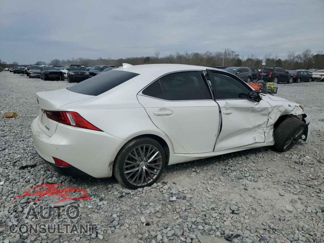 LEXUS IS 2016 - JTHBA1D25G5033367