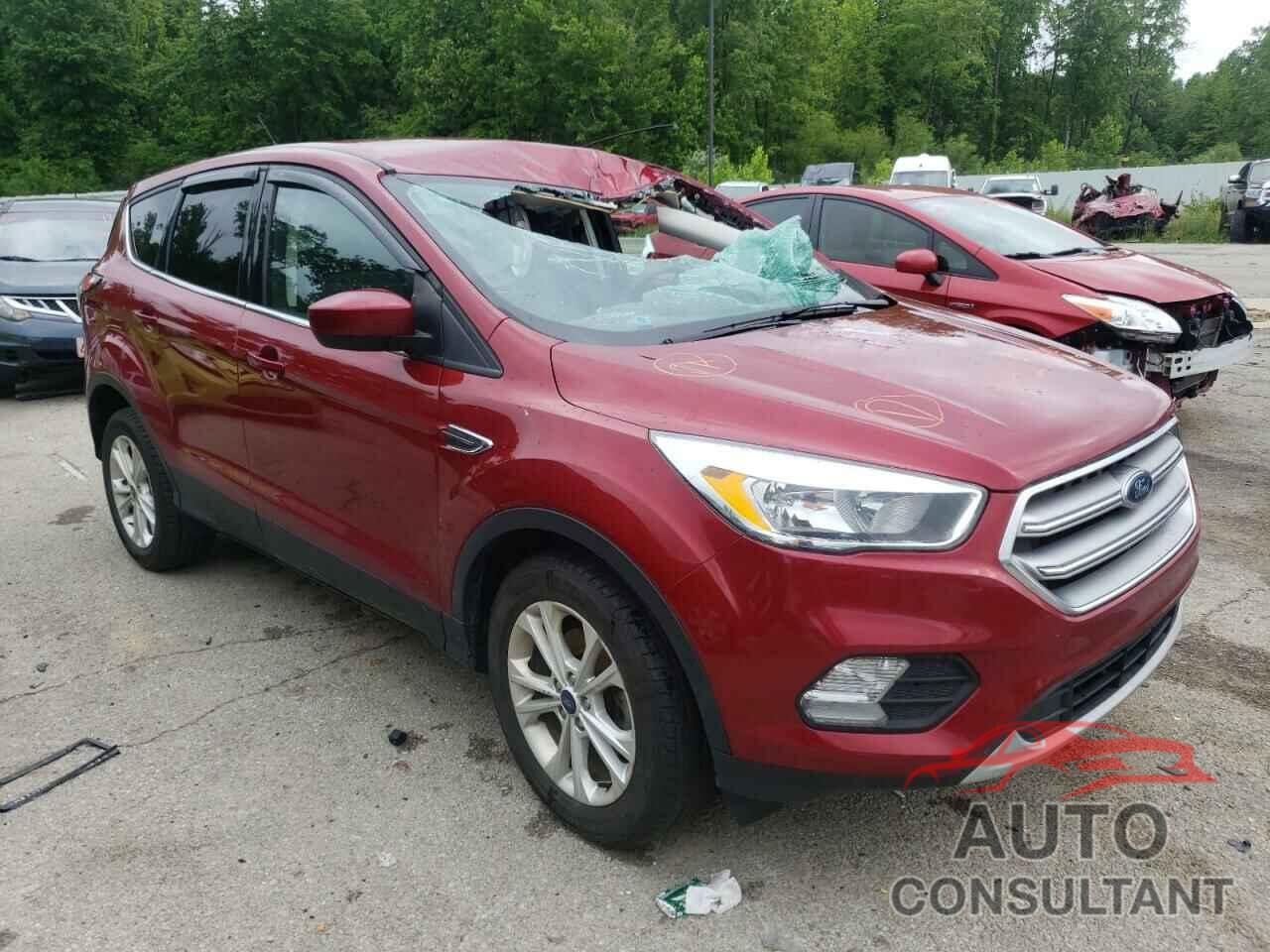 FORD ESCAPE 2017 - 1FMCU0GD5HUE68333