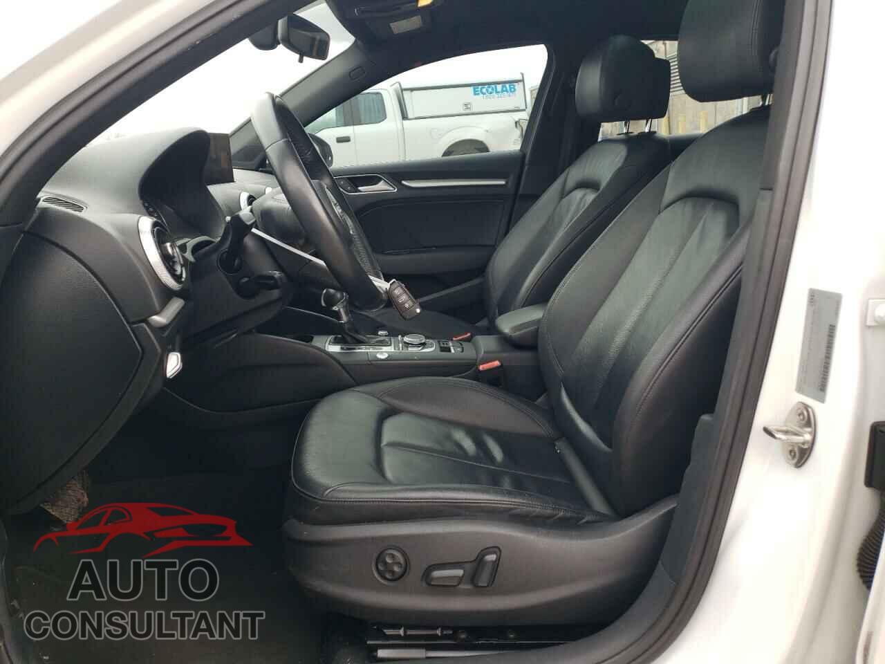 AUDI A3 2017 - WAUAUGFF4H1055714