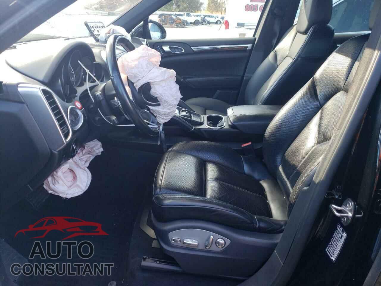 PORSCHE CAYENNE 2017 - WP1AA2A24HKA86649