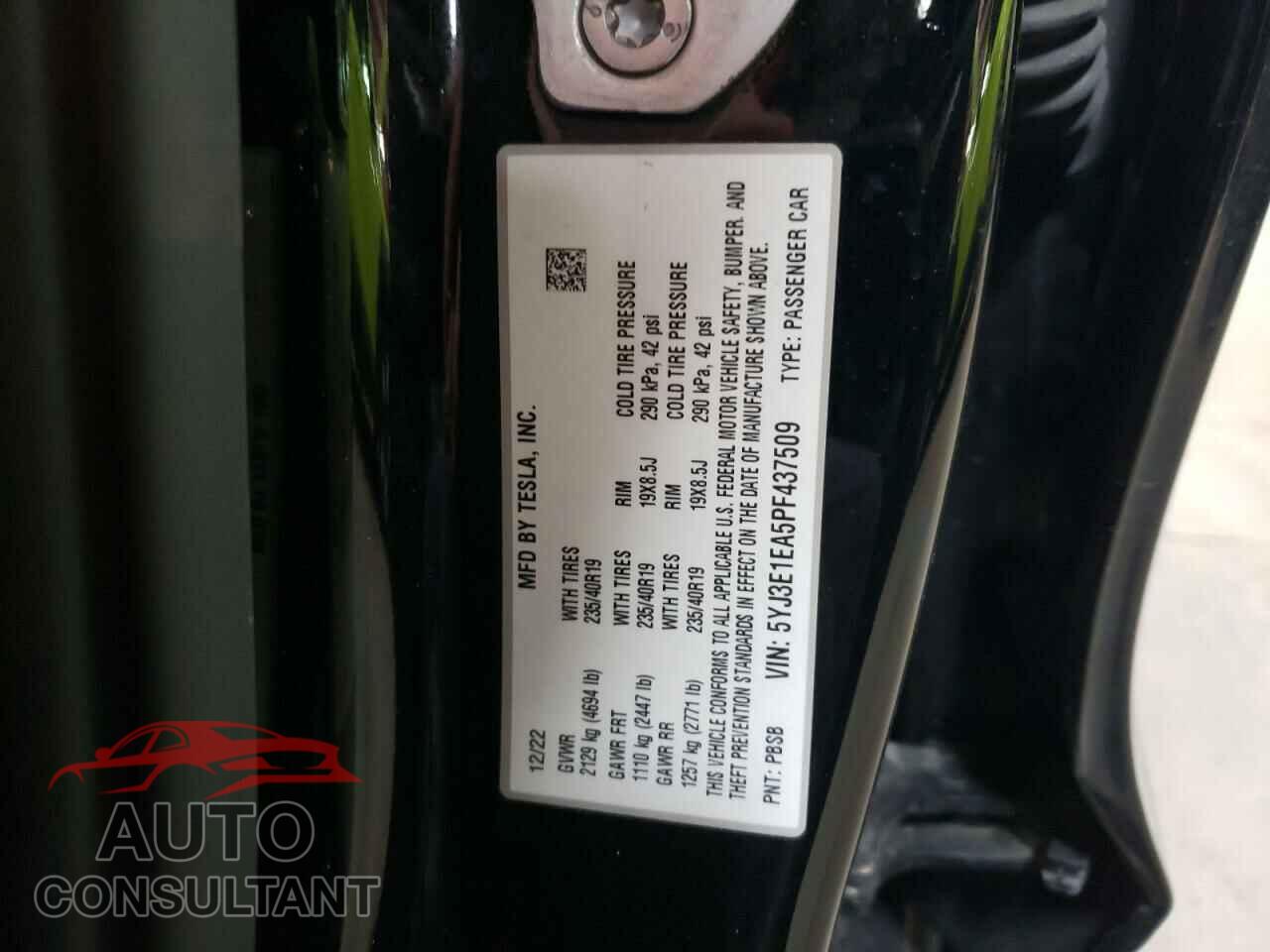 TESLA MODEL 3 2023 - 5YJ3E1EA5PF437509
