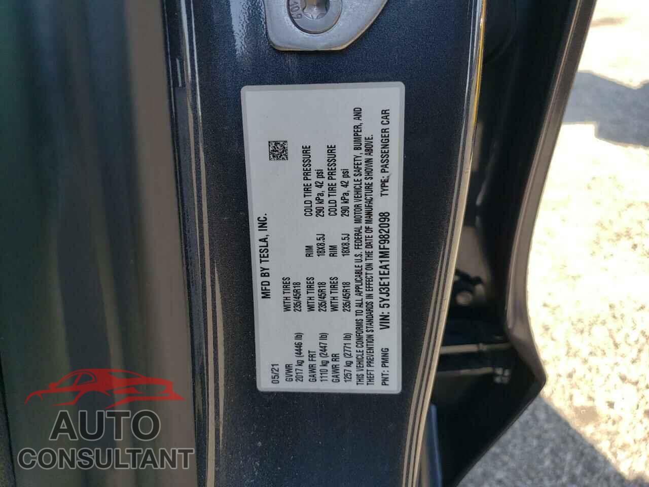 TESLA MODEL 3 2021 - 5YJ3E1EA1MF982098