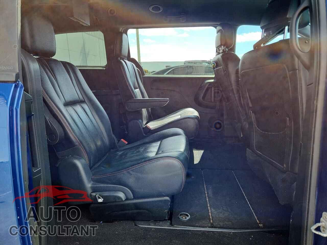 DODGE CARAVAN 2011 - 2D4RN7DG5BR765628