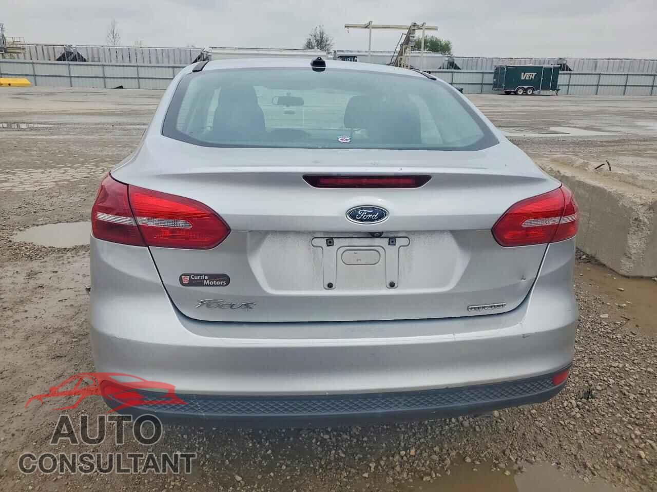 FORD FOCUS 2016 - 1FADP3E2XGL305092