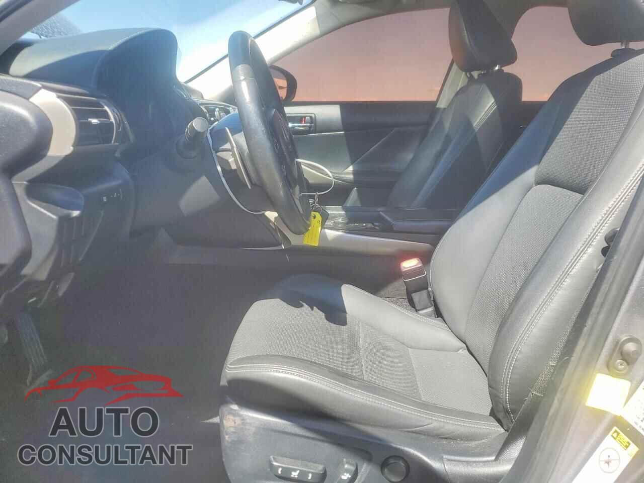 LEXUS IS 2014 - JTHBF1D23E5004450