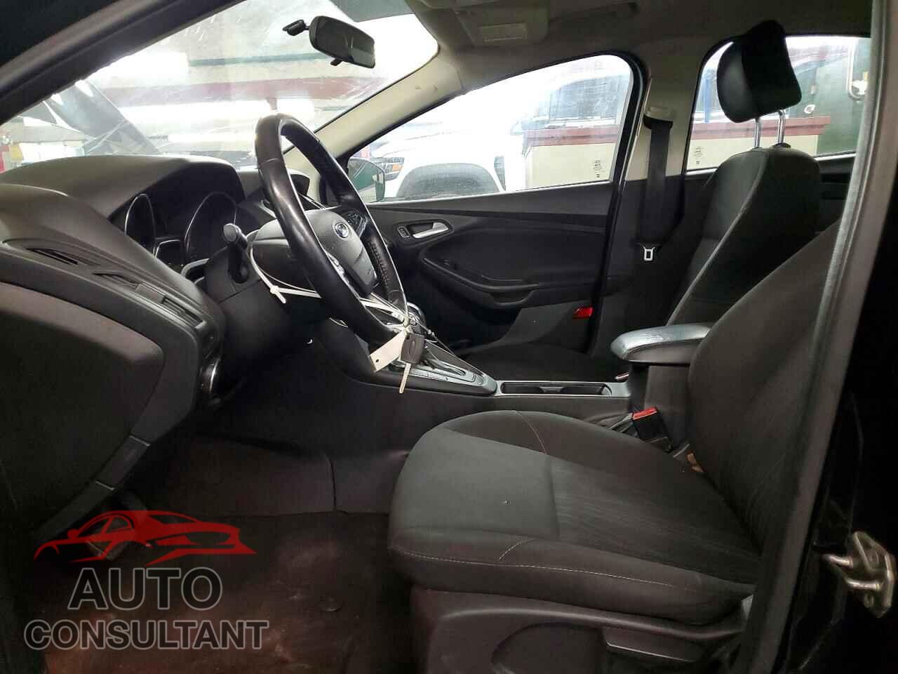 FORD FOCUS 2016 - 1FADP3F23GL233747