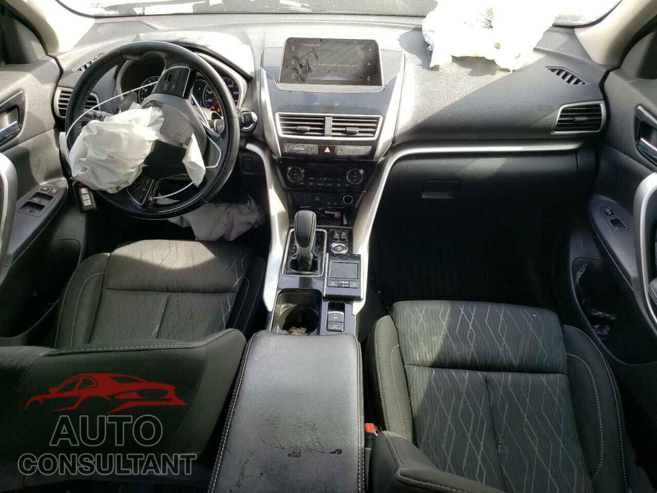MITSUBISHI ECLIPSE 2018 - JA4AT5AA4JZ038449