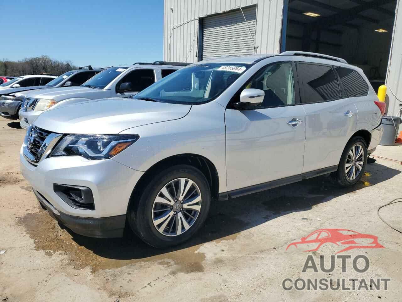 NISSAN PATHFINDER 2019 - 5N1DR2MM1KC645141