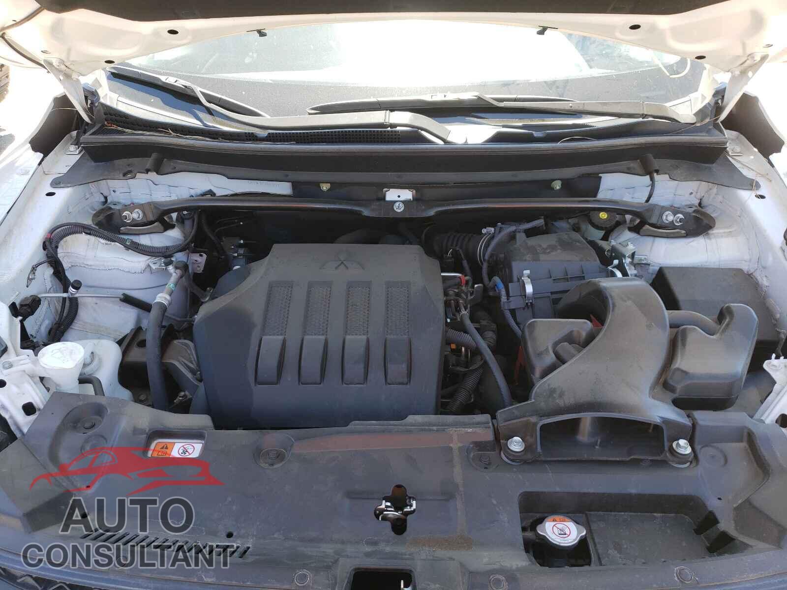 MITSUBISHI ECLIPSE 2018 - JA4AT4AA3JZ048092