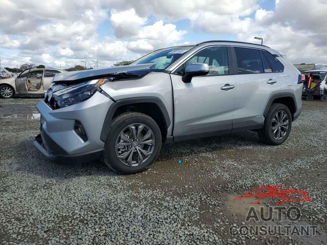 TOYOTA RAV4 2024 - 2T3B6RFV3RW048616