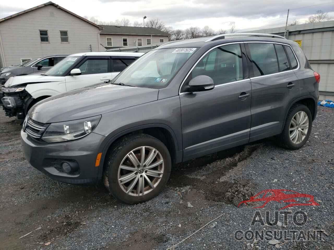 VOLKSWAGEN TIGUAN 2012 - WVGAV7AX6CW003315