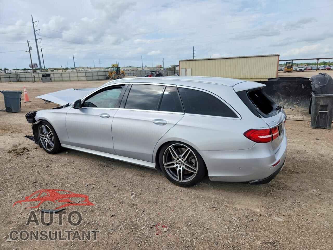 MERCEDES-BENZ E-CLASS 2018 - WDDZH6GB5JA375491
