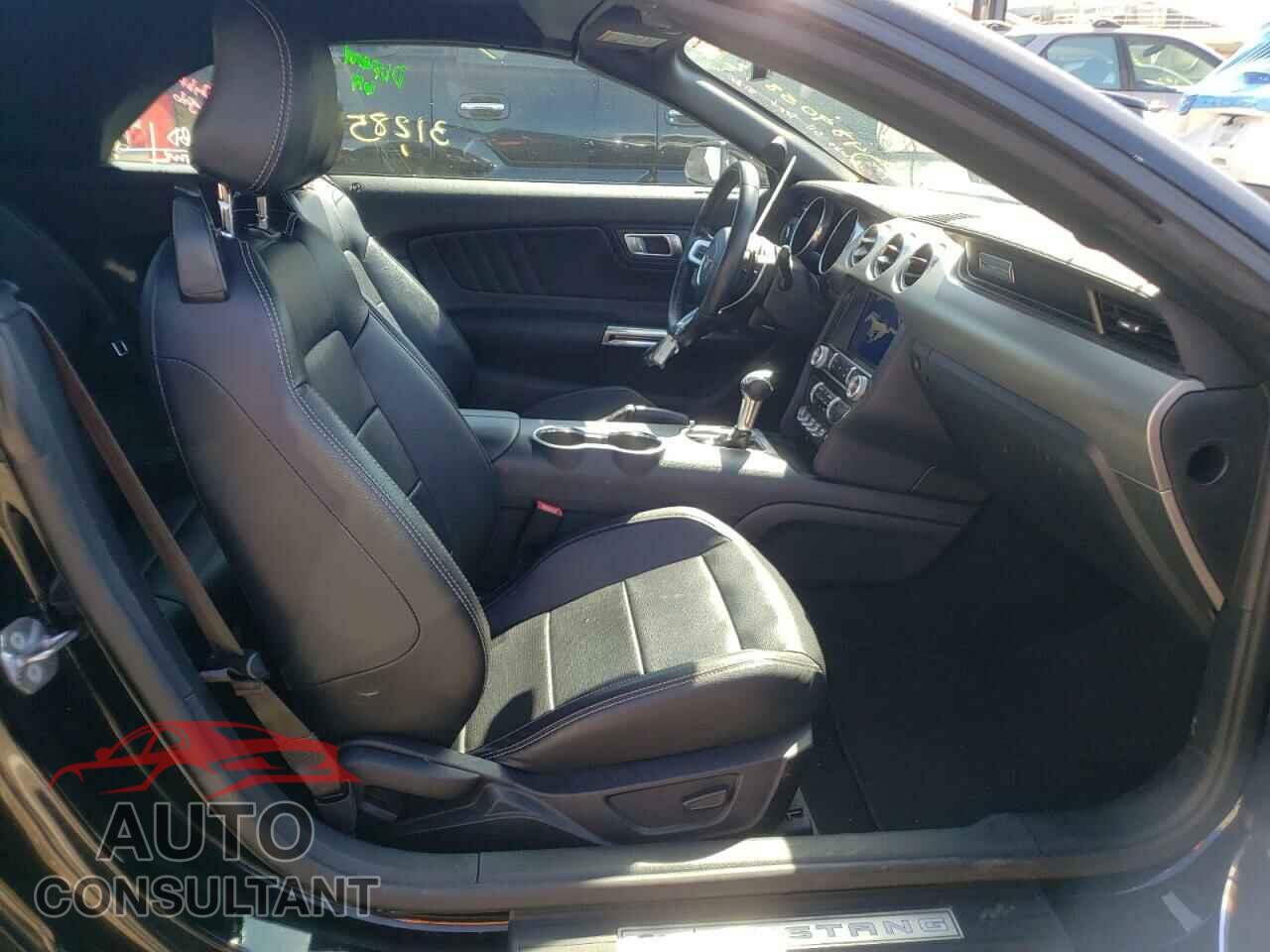 FORD MUSTANG 2021 - 1FATP8UH9M5120921