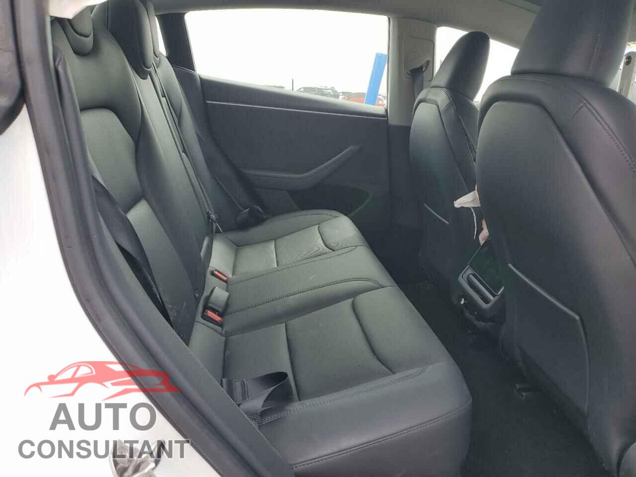 TESLA MODEL 3 2024 - 5YJ3E1EB1RF789756