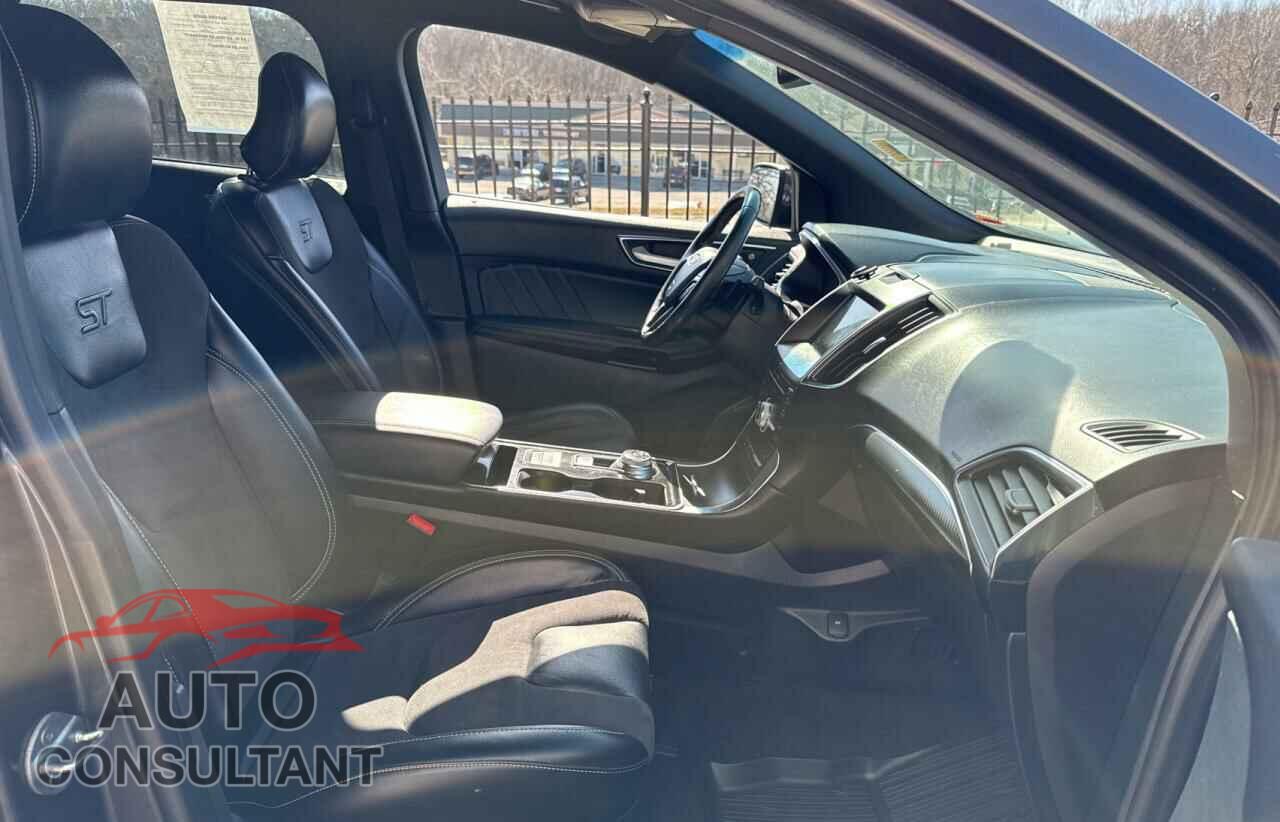 FORD EDGE 2019 - 2FMPK4AP2KBB01016