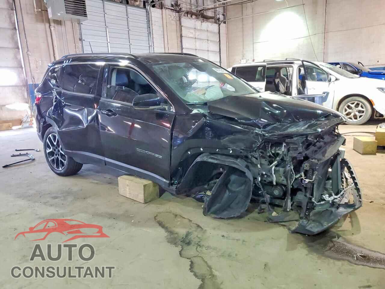 JEEP COMPASS 2018 - 3C4NJDCB7JT423489