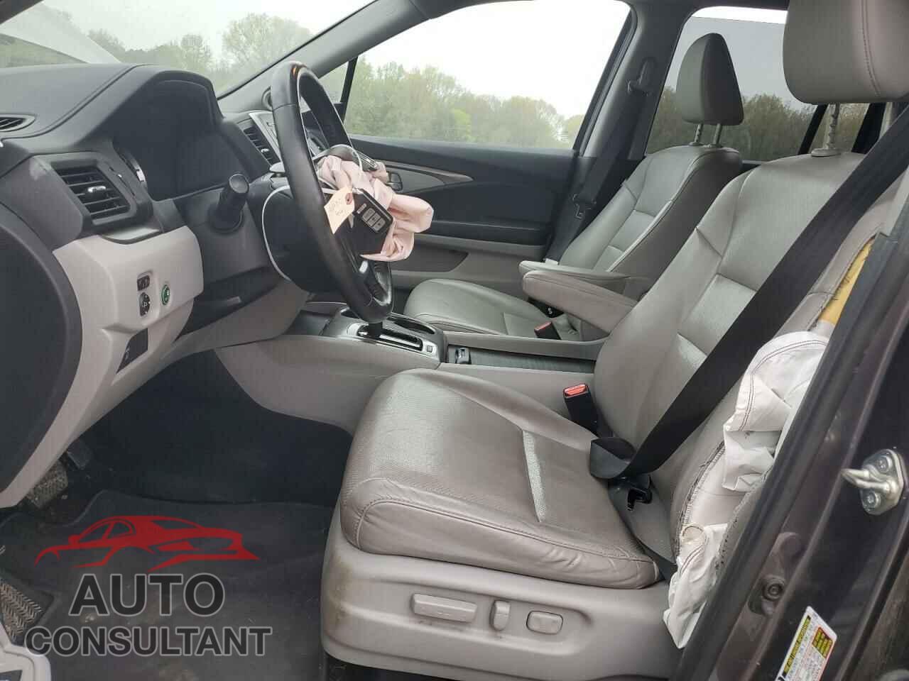 HONDA RIDGELINE 2017 - 5FPYK3F54HB009533