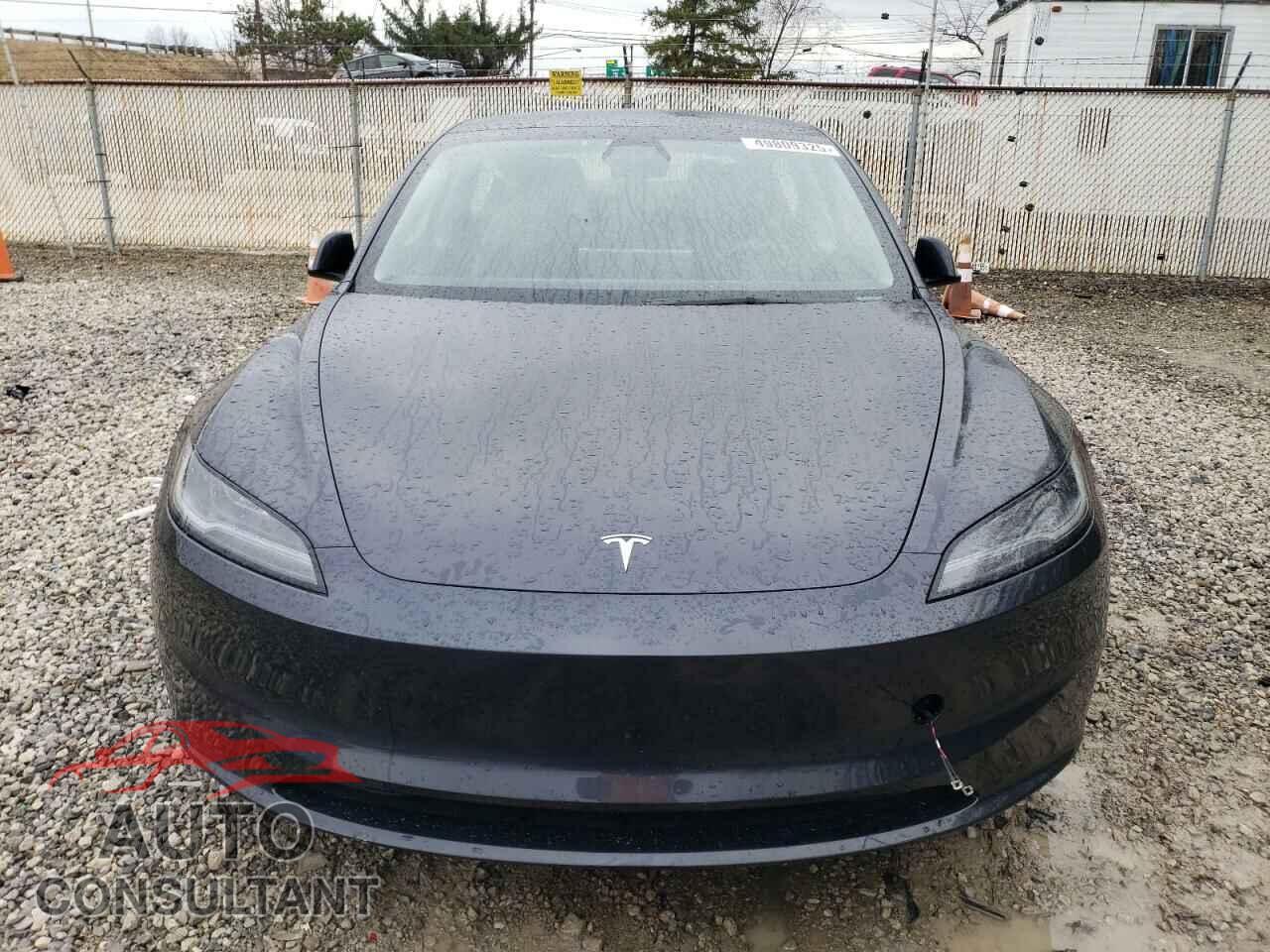 TESLA MODEL 3 2024 - 5YJ3E1EA7RF858716