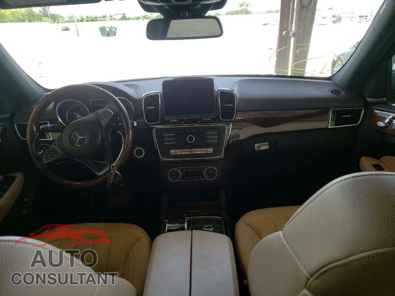 MERCEDES-BENZ GLS-CLASS 2017 - 4JGDF6EE4HA829162
