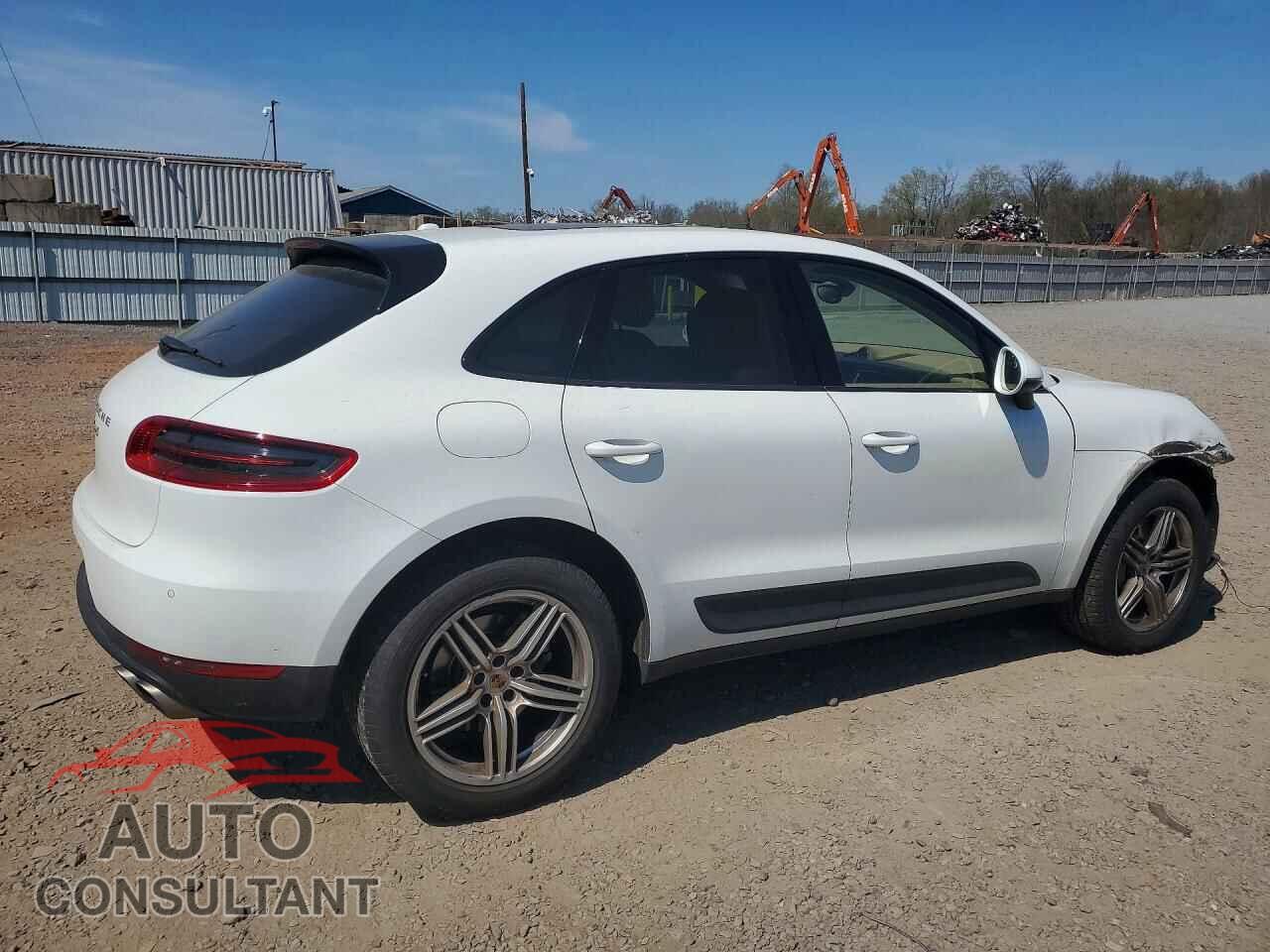 PORSCHE MACAN 2016 - WP1AB2A51GLB45351